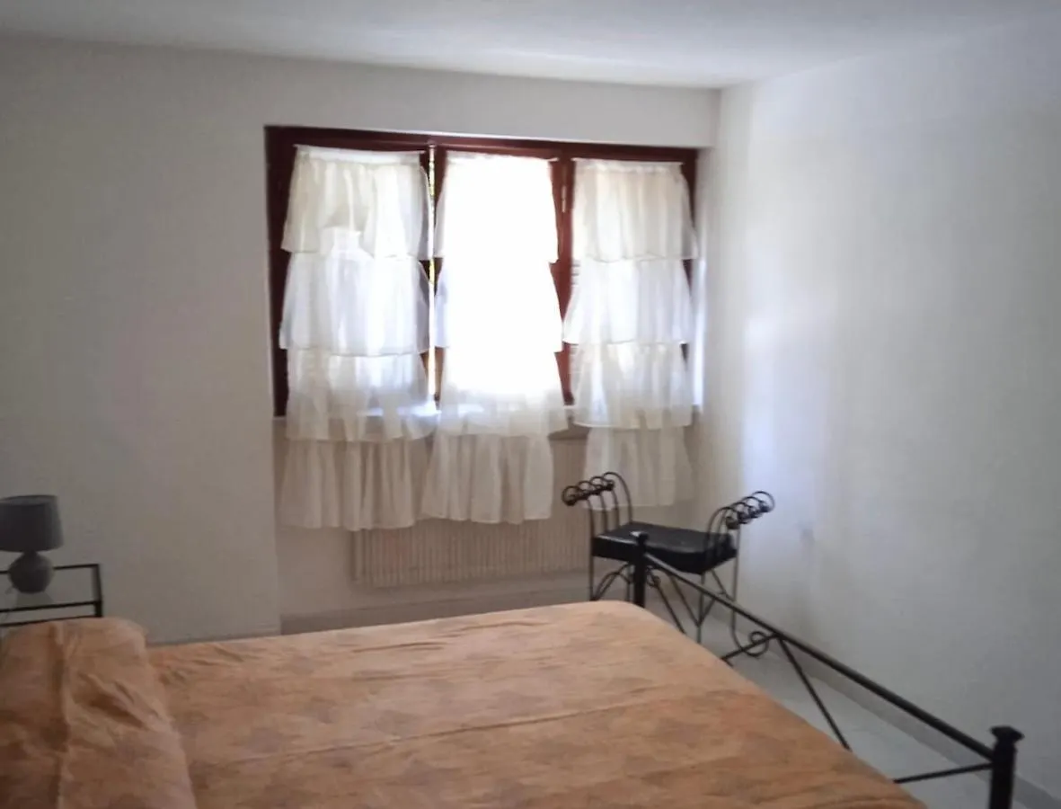 מלון דירות Holiday Home Il Pontile In Marina Di Massa, Apartments With Private Outdoor Area, Just 400 Meters From The Sea